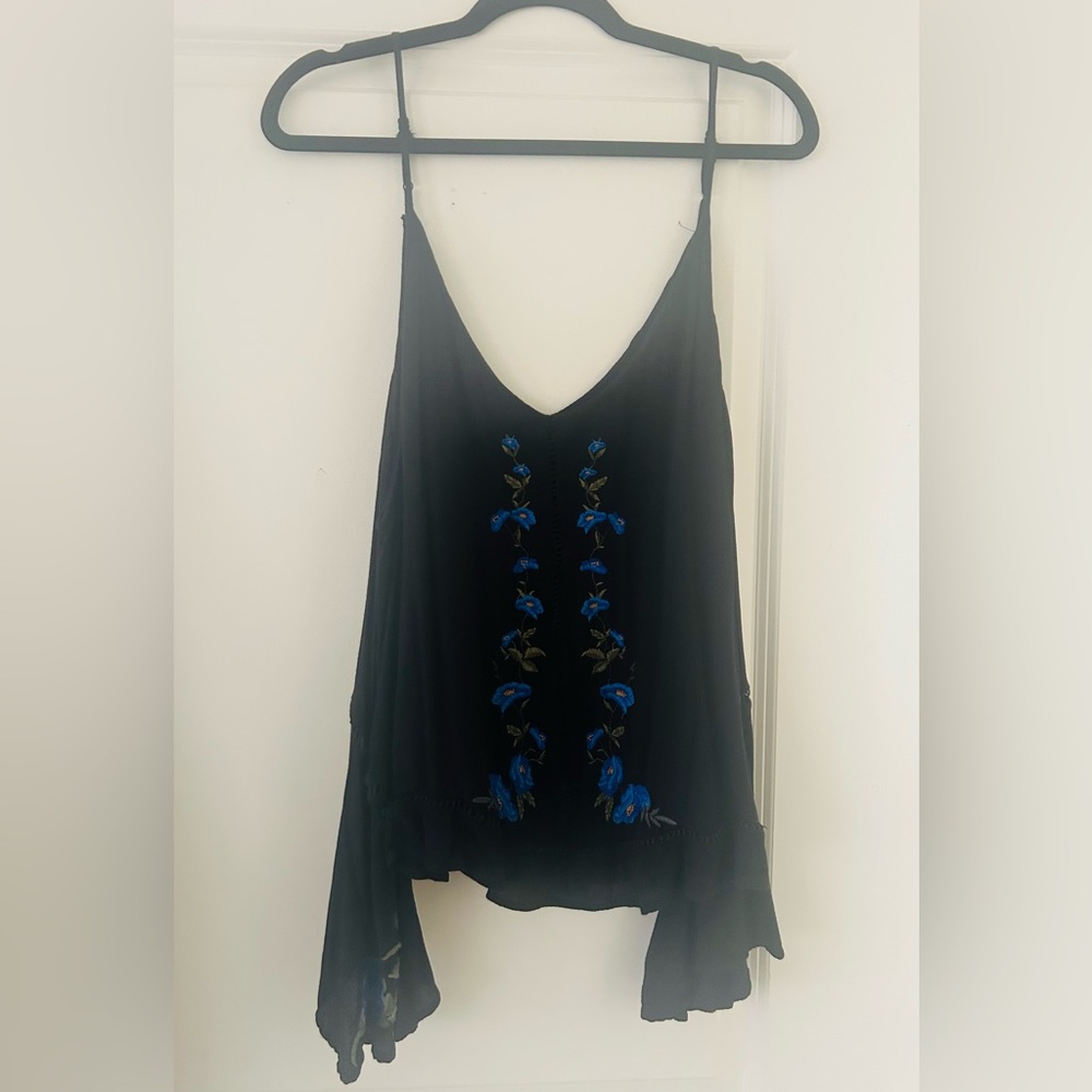 AE Embroidered Top - Picture 4 of 8